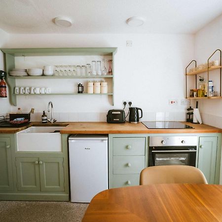 Breathtaking High Street Townhouse With Stunning Sea Views At 'The Old Fishermans Townhouse' Falmouth Bagian luar foto