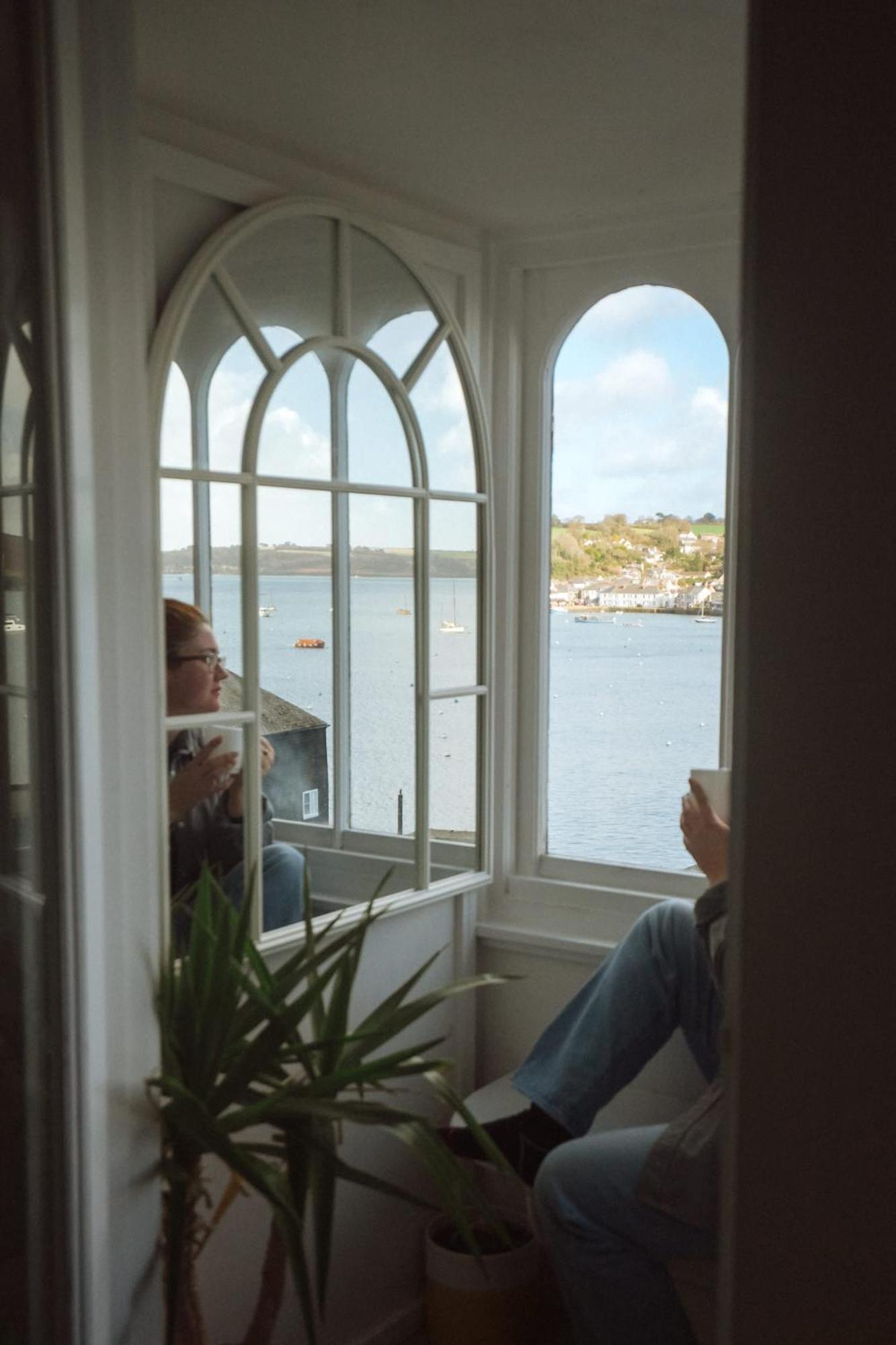 Breathtaking High Street Townhouse With Stunning Sea Views At 'The Old Fishermans Townhouse' Falmouth Bagian luar foto